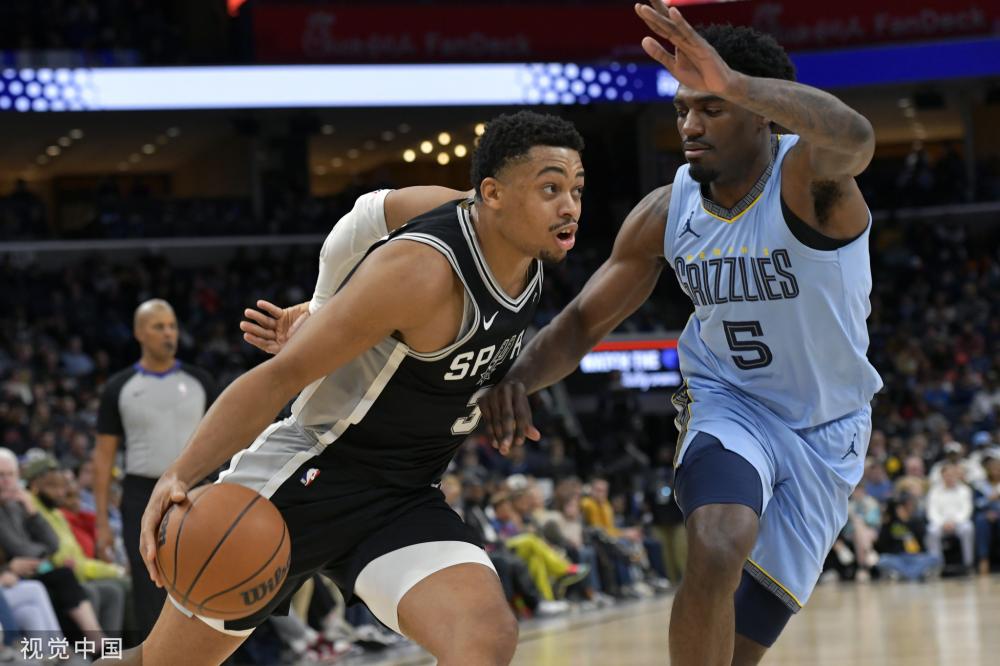 根据记者的 根据记者的